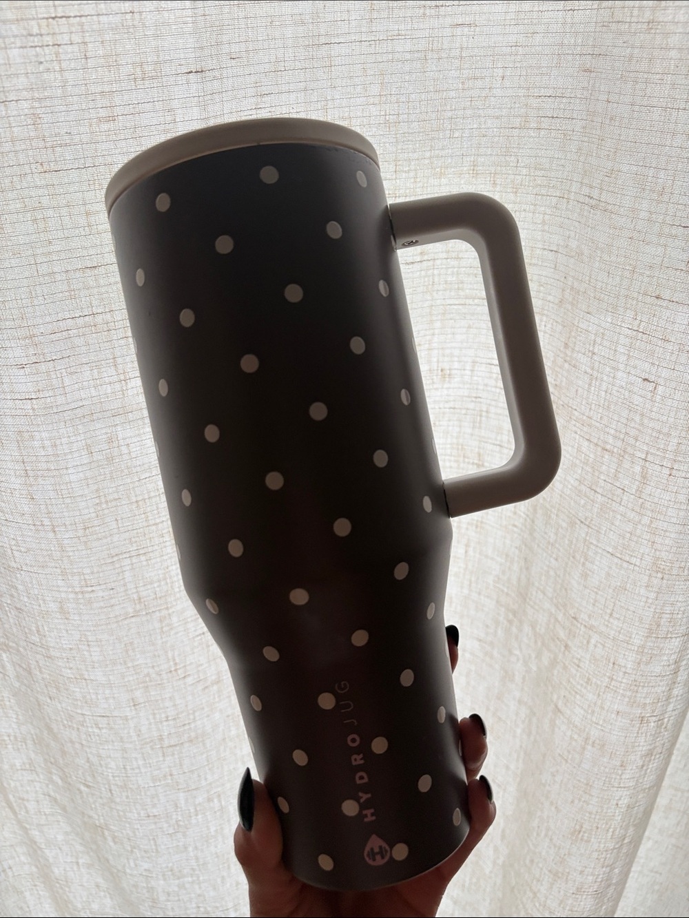 Polka dot hydrojug